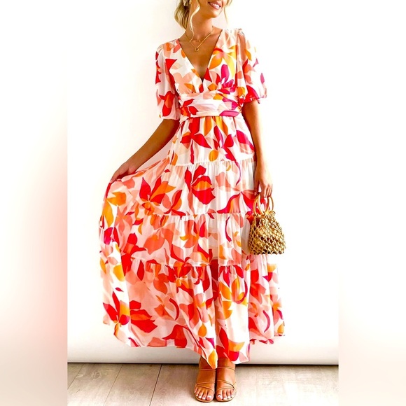 florar Dresses & Skirts - (H1) Ruffle Tiered› Orange floral maxi dress with V-neckline, size XL
